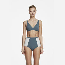 Autumn-Stephanie FogStingray 01